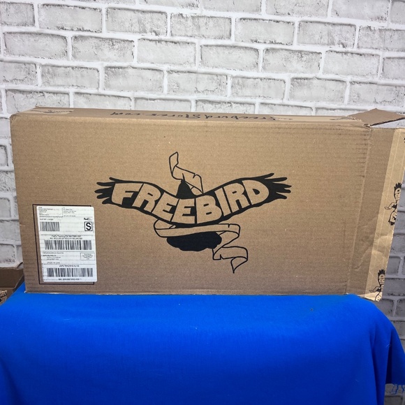 🎁🦅BNIB/NWT |•FREEBIRD BY STEVEN•| CLEO in Black Distressed Knee High Boots - Picture 14 of 16